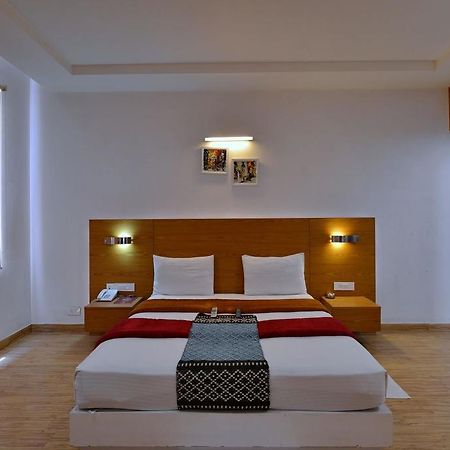 Jassons Sheesh Mahal Hotel Murthal Buitenkant foto