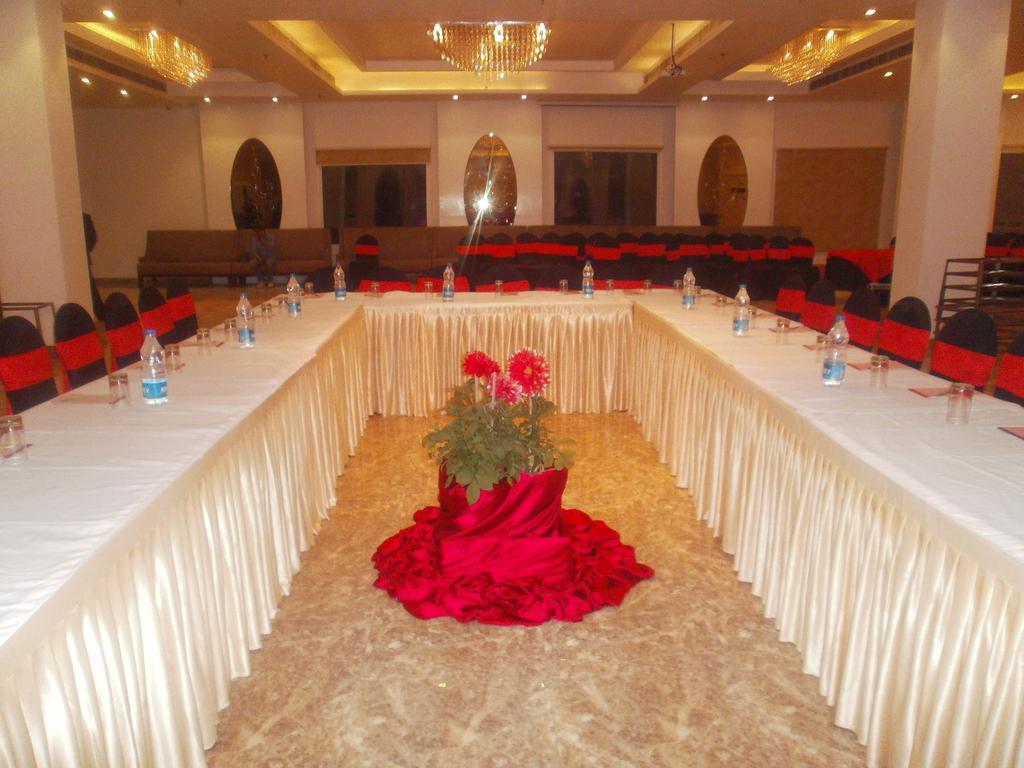 Jassons Sheesh Mahal Hotel Murthal Buitenkant foto